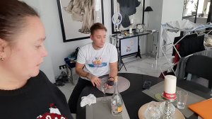 Открыли ШАМПАНСКОЕ