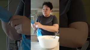 Бульон варится 🥣 Сырники жарятся 😊