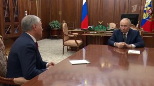 Владимир Путин назвал "боевой" работу Государственной Думы.