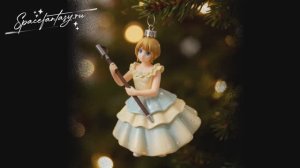 Новогодняя игрушка на елке - Мералли (девочка с саблей из космического фэнтези Путь Укусая)