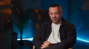 Эрик Давыдыч удивлен что Асхаб Тамаев закончил с золотой медалью, так как он русский толком не знает