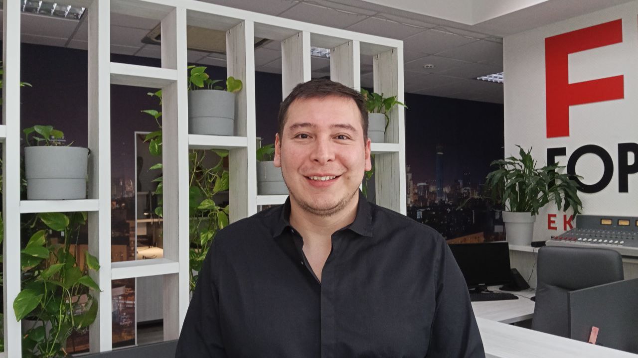 Рафаэль Варгас: "Главное - отдыхать в хорошем месте с хорошими людьми!" смотреть онлайн