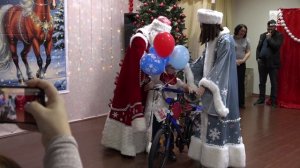 Воспитанники республиканского детского дома получили Подарки от Главы КЧР Рашида Темрезова