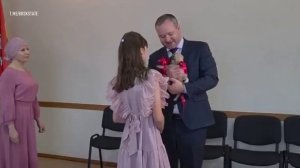 Девочке из Красноярского края передали щенка, подаренного Путиным