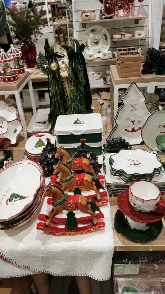 Kuchenland home, Пенза, Коллаж #новыйгод #посуда #красиваяпосуда #праздник #дедмороз #елка #пенза смотреть онлайн