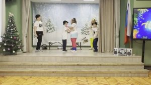 Путешествие сквозь время: Новогодний огонёк (5г класс)