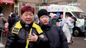 Автобус добра: Дед Мороз и Снегурочка поздравили детей Королёва