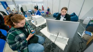 Центр занятости: с начала года в Югре трудоустроили более 10 тысяч человек