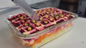 САЛАТ,от которого не могу отказаться (уж очень вкусный),готовлю на все праздники. Салат _БАРХАТНЫЙ_