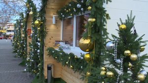 На площади Нахимова открылась традиционная новогодняя ярмарка