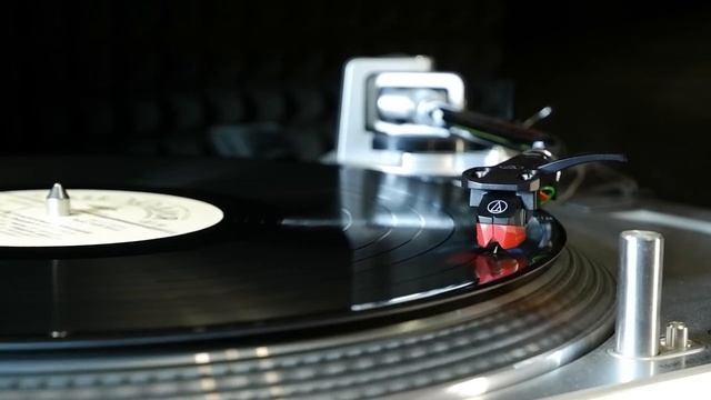 Лики времени. текст -Андрей Запольский. аранжировка вокал - нейросеть Suno.2025