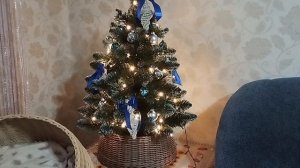 Юбочка и игрушки для мини - ёлочки своими руками