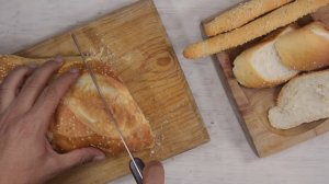 Хлеб. Французский багет. Хрустящий. Рецепт внутри.