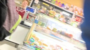 Не прогулка, а какая то бродня по магазинам.