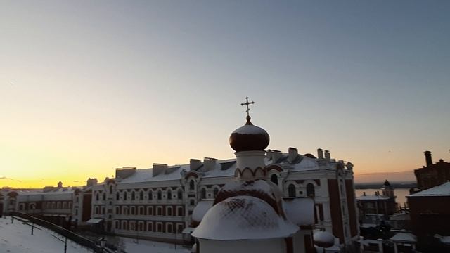 ДЕКАБРЬСКАЯ АТМОСФЕРА В ИВЕРСКОЙ ОБИТЕЛИ: ОСТРОВОК МОЛИТВЫ И ОТДЫХА ДЛЯ ДУШИ смотреть онлайн