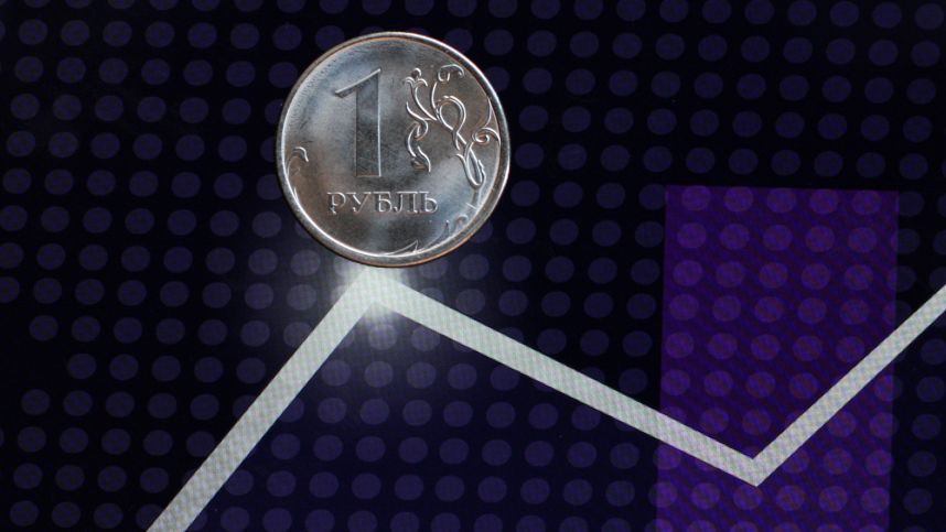 Рубль стал самой крепкой валютой в мире в 2025 году