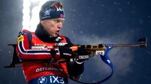 В момент смерти на биатлонисте Баккене была гипоксическая маска