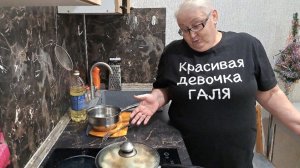 Завтрак из трёх ингредиентов,  не считая воды. Подарки из Поднебесной.  Покупки.