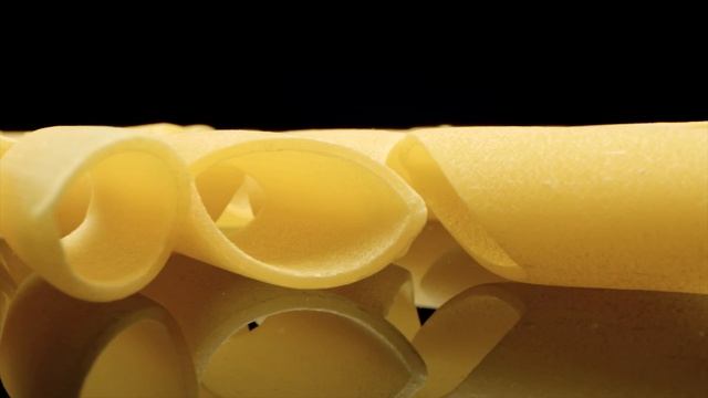 Простые и обычные моменты из жизни в макро-микро съемке 8К смотреть онлайн