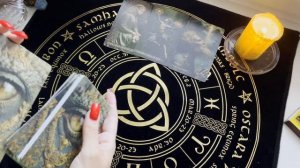 Давать ли ему ещё один шанс? Гадание на Таро