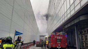 В Москве загорелся бизнес-центр "Варшавская плаза"