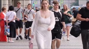 Соблазнительные улицы Москвы настоящие русские девушки 👀✨