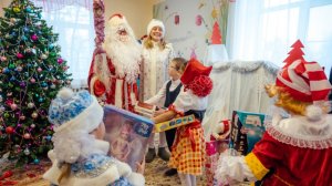 «Зелёный сад - наш дом» и BOOM Kids поздравили с Новым годом ребят из Рыбновской школы-интерната