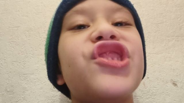 ДРАКА С МАНЬЯКОМ  Сериал СУПЕР ДРУЗЬЯ - 3 Серия