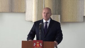 ПАЛЬМА СОМНИТЕЛЬНОГО ПЕРВЕНСТВА ЛОГИНОВ ОБЪЯВЛЕН РЕКОРДСМЕНОМ ПО СУММЕ ВЗЯТКИ