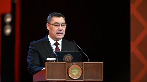 Нехватка воды, домашнее насилие и рост зарплат. Что обсудили на Народном курултае в Кыргызстане?