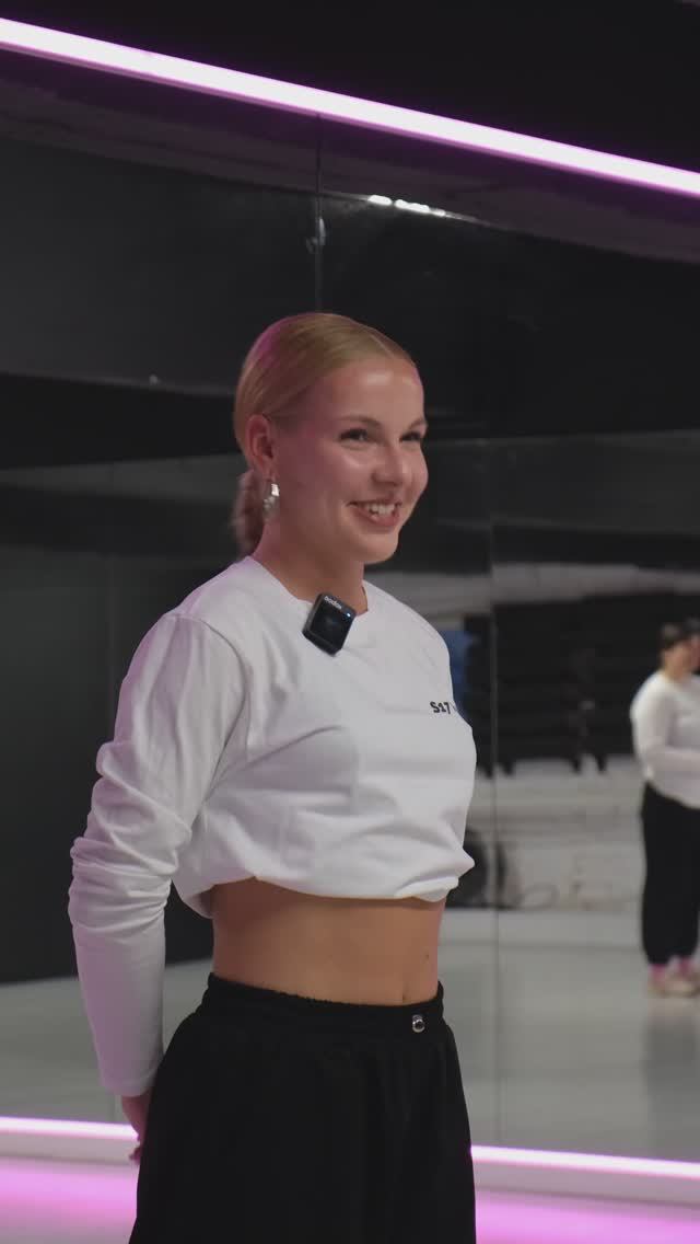 REGGAETON с Дашей Скляренко 🌟 Танцевальный центр S17, Конюшенная площадь, 2В смотреть онлайн