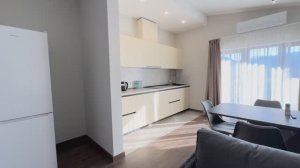 Обзор номера Премиум Люкс в апарт-отеле Ламонт со стильными апартаментами, чудесной SPA-зоной и кафе