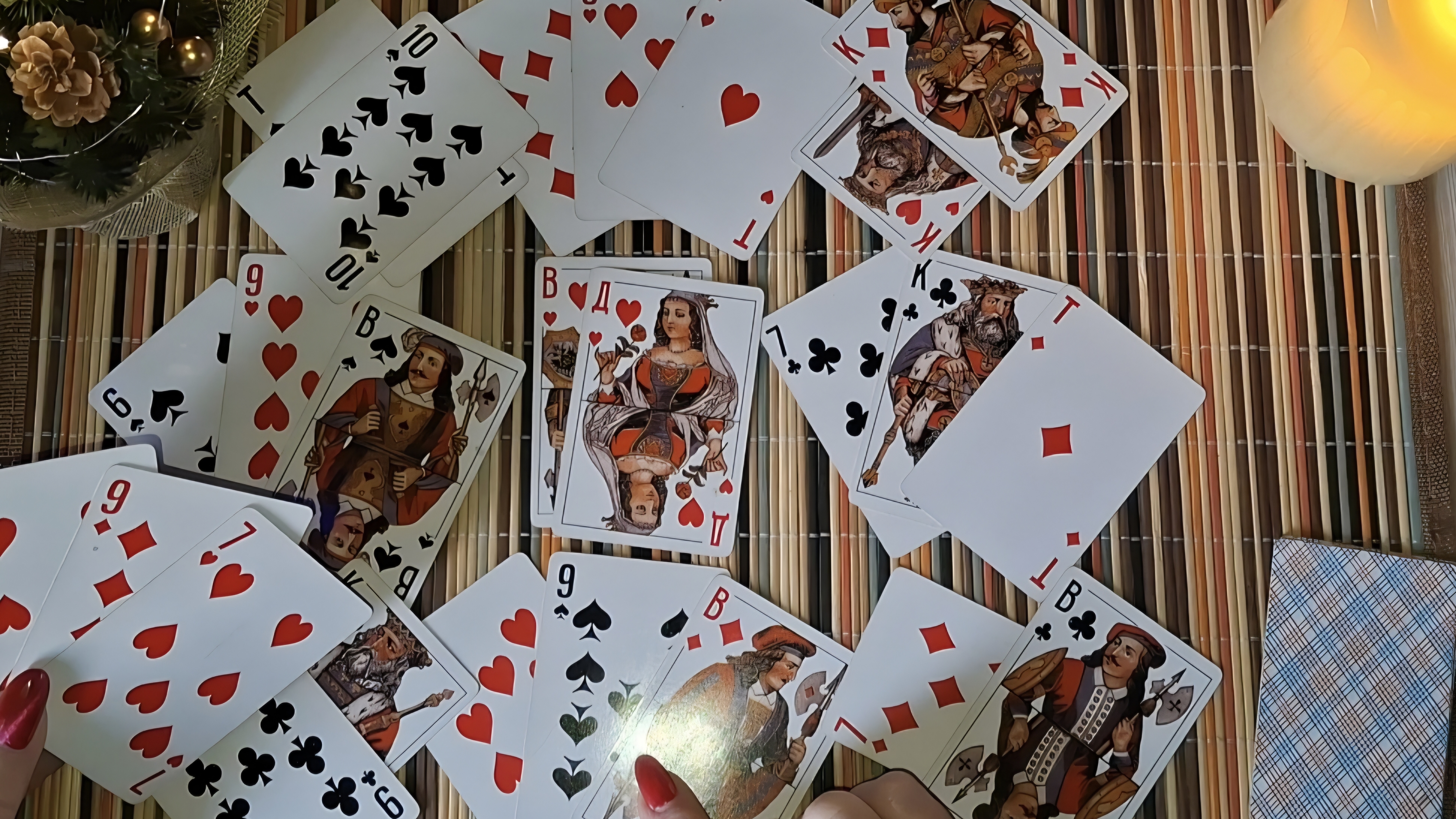 Червовая ♥️ дама ♣️ и♦️два короля смотреть онлайн