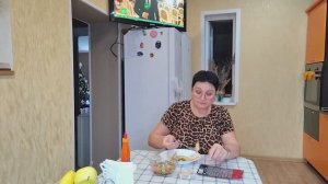 ОТВАРИЛА СЕБЕ НА ОБЕД ВАРЕНИКИ/НА УЛИЦЕ ПОТЕПЛЕЛО!