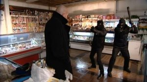 Глухарь. В магазине куда нападают грабители оказался Глухарев