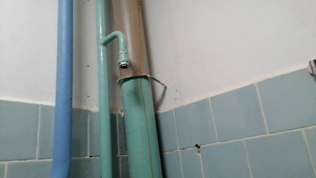 лопнула муфта на канализационной трубе смотреть онлайн