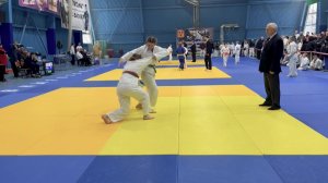 СОТНЯ БОРЦОВ