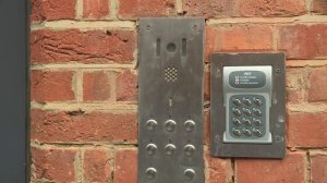 ef5e_preint_10c_4_listening_a