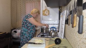 Готовлю суп,болтаю с Вами на разные темы ✅Меняюсь во многом ‼️