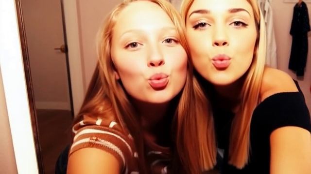 cute girl kissing смотреть онлайн