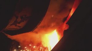 ММК выплавил 900-миллионную тонну стали