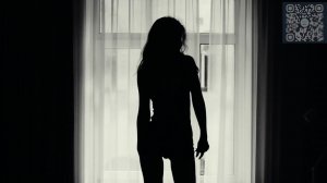 Девушка на кровати .Эротика