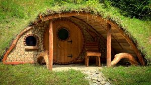 Строю дом хоббита в лесу от начала до конца.
