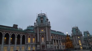 В Царицыно в декабре. Новогодние украшения в музее-заповеднике.