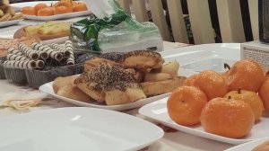 ОТМЕЧАЕМ НОВЫЙ ГОД в БИБЛИОТЕКЕ / ПРЕДСКАЗАНИЯ ЛОТЕРЕЯ УГАДАЙ - КА / ВЕСЕЛО ДРУЖНО и ВКУСНО / УРАЛ