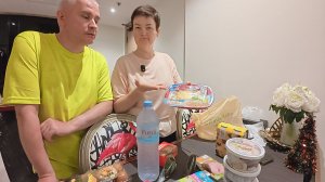 Закупились ПОКУШАТЬ в тайской СЕМЁРОЧКЕ! Что ВКУСНОГО купить в 7/11?! Распаковка продуктов на 3500 р