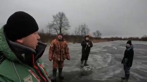 Рыбаки в Шоке! Малой тащит Трофейную Мамку. Большая Щука на жерлицы. Зимняя рыбалка 2025-26.