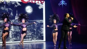 кабаре в чёрном