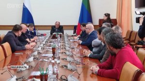 Абдулмуслим Абдулмуслимов встретился с представителями предпринимательского сообщества