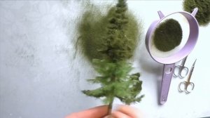 Как сделать миниатюрную рождественскую ёлку.